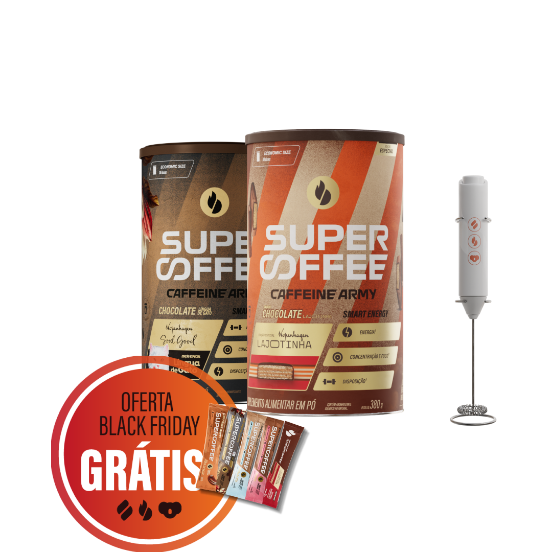 Kit SuperCoffee com duas latas dos sabores Língua de Gato e Lajotinha, acompanhado de mixer elétrico, sachês variados e selo Oferta Black Friday com destaque para ‘Grátis’.