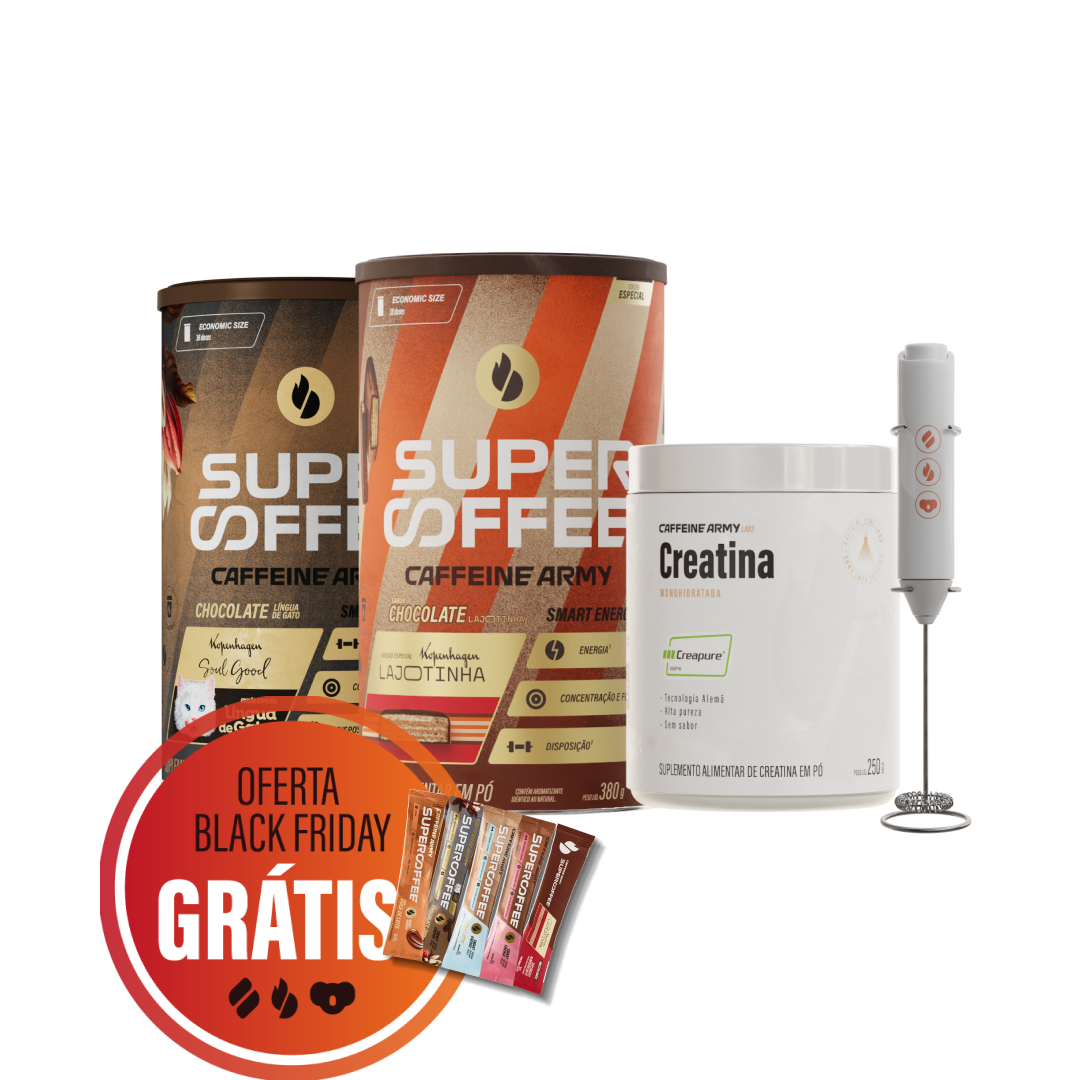 Kit Caffeine Army com duas latas de SuperCoffee (Chocolate Good Good e Chocolate Lajotinha), um pote de Creatina Creapure, um mixer elétrico e brindes da Black Friday, incluindo sachês variados de SuperCoffee. Selo ‘Oferta Black Friday Grátis’ em destaque.